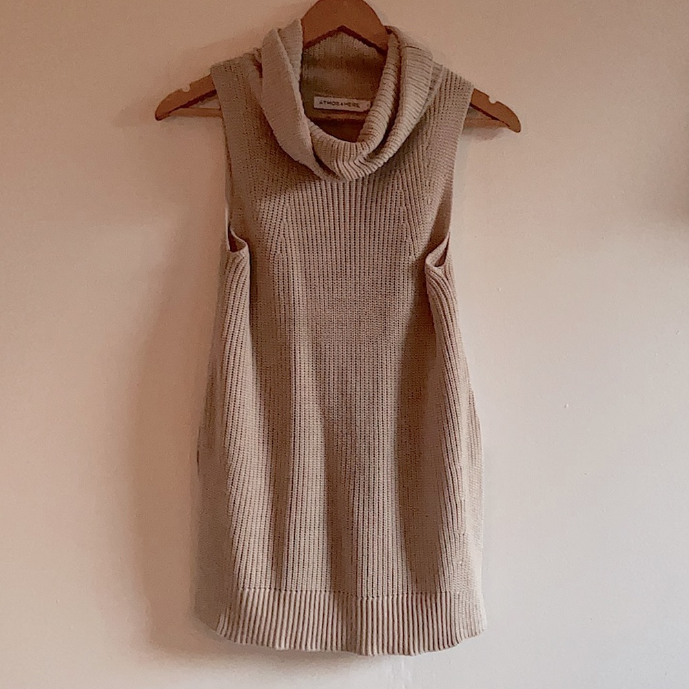 Knit turtleneck top